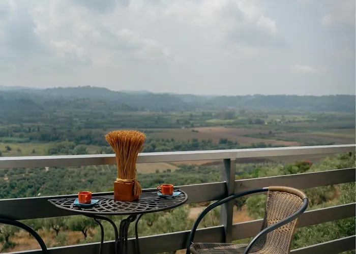 Great Escape Olympia Апартаменты *